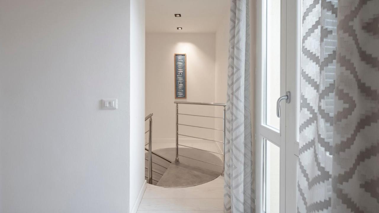 Suite Vista Mare San Vincenzo Buitenkant foto
